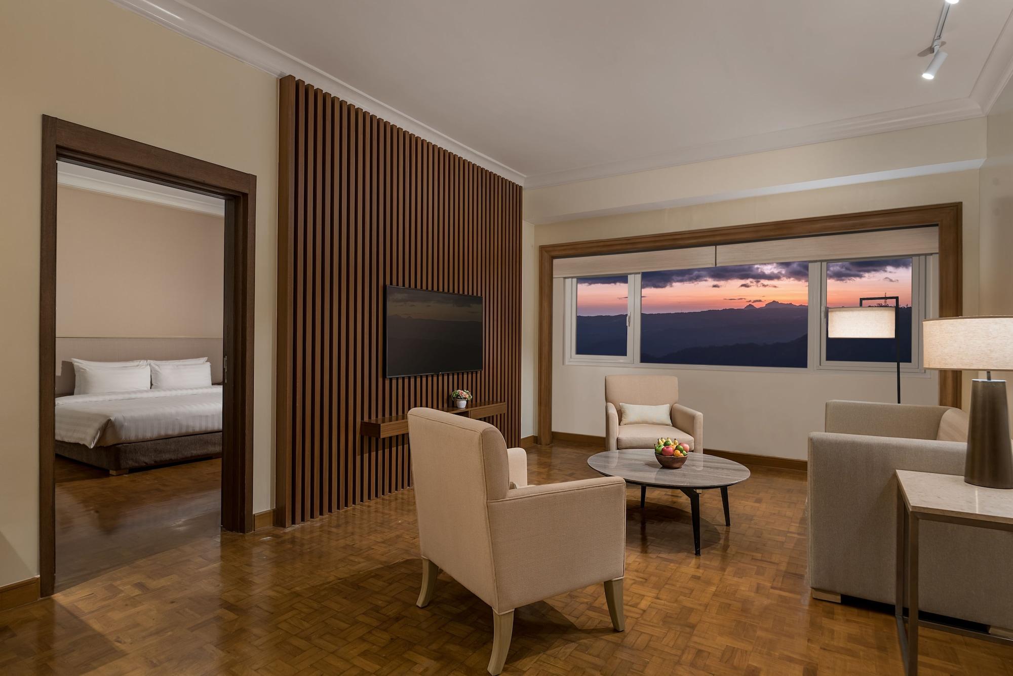 Taal Vista Hotel Tagaytay City Buitenkant foto