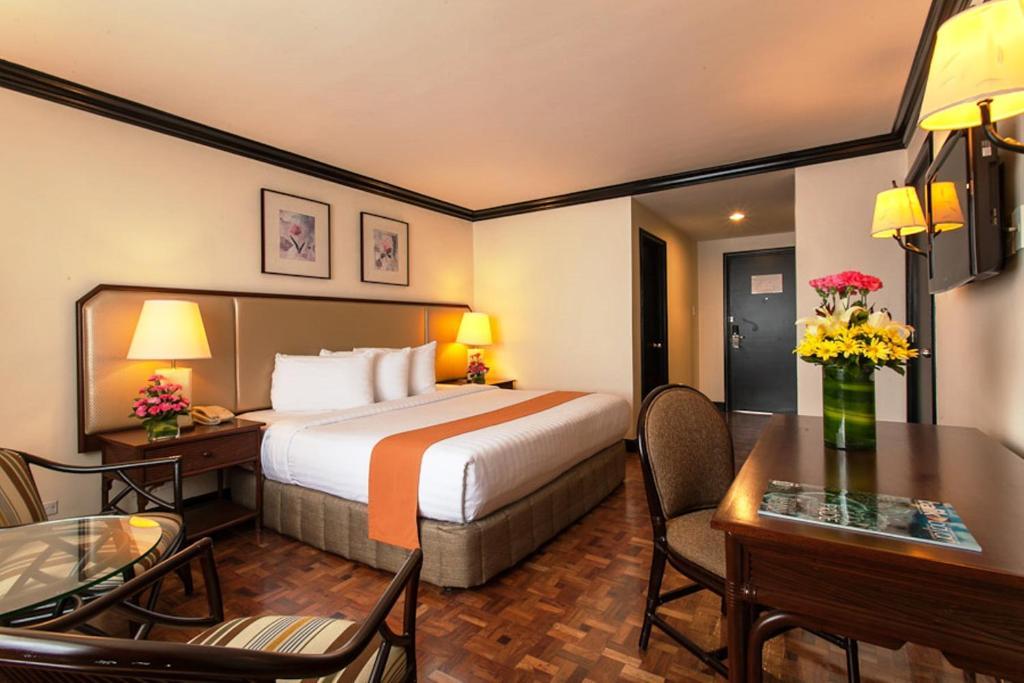 Taal Vista Hotel Tagaytay City Kamer foto Deluxe Room